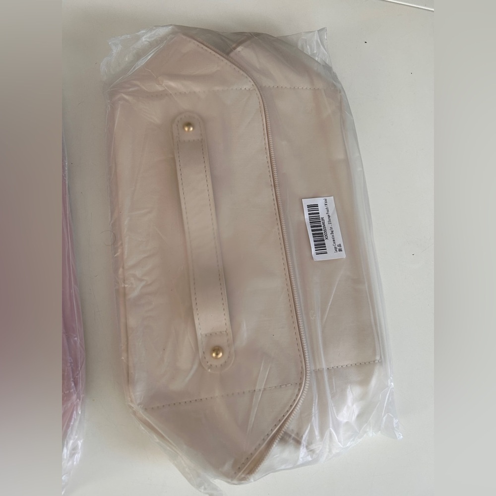 BNWT Rose of No Man’s Land Large Cosmetic Bag in 3 Different Colours - Picture 15 of 16